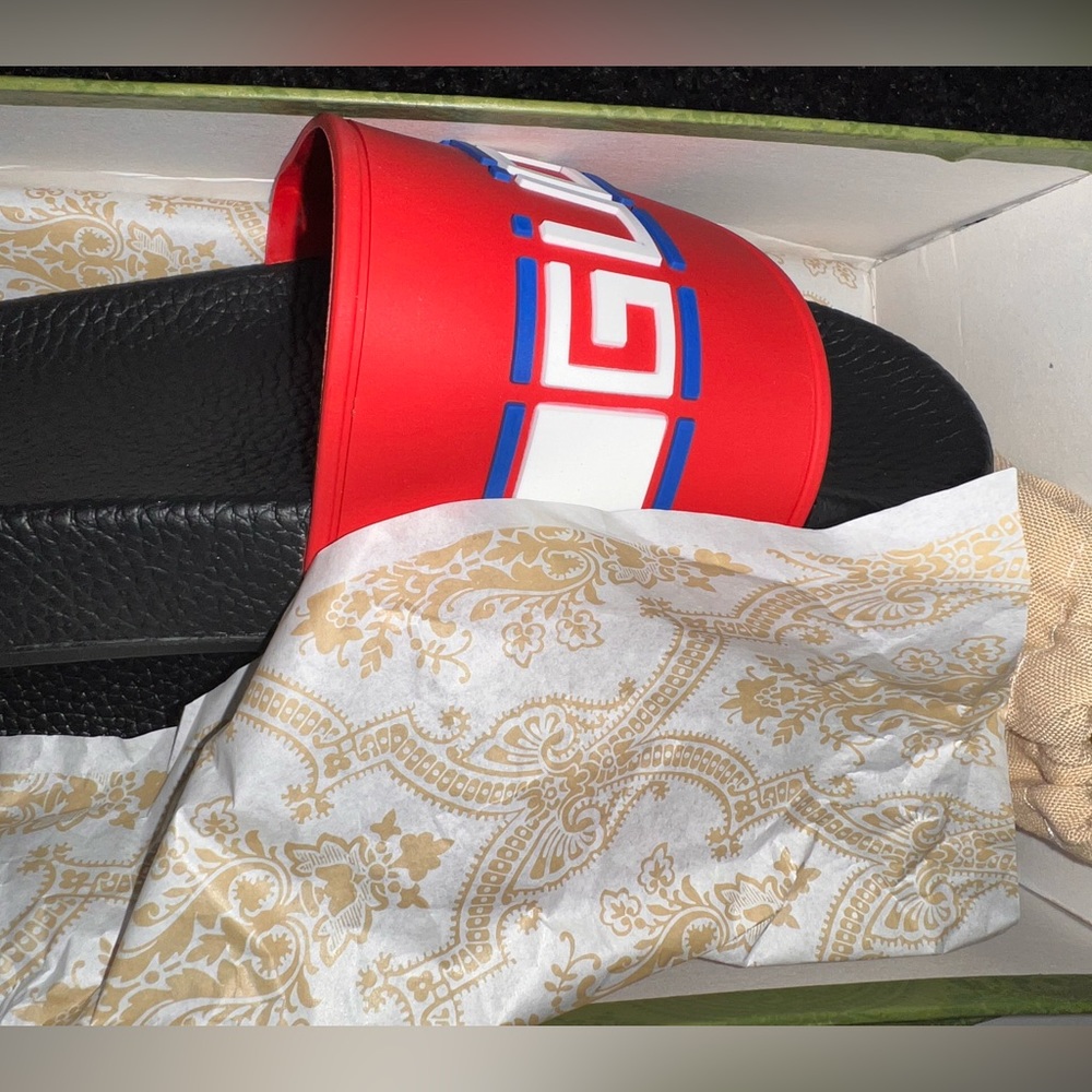 Gucci rubber slides - Picture 2 of 4